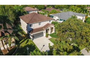 8933 Sw 212th Ln, Cutler Bay 8933 Sw 212th Ln, Cutler Bay