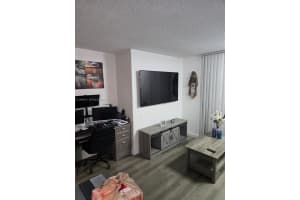 16450 NW 2nd Ave APT 310, Miami, FL 33169, - MLS#A11989074