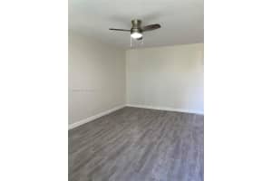 2134 Lincoln St 25 Hollywood, FL 33020 - MLS#A11989083