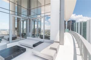 851 NE 1st Ave ph 4611, Miami, FL 33132, - MLS#A11989107