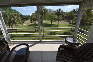 3800 Oaks Clubhouse Dr 309 Pompano Beach, FL 33069 - MLS#A11989123