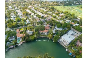 5005 Lakeview Dr Miami Beach, FL 33140 - MLS#A11989132