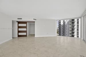 18671 Collins Ave , Sunny Isles Beach, FL 33160 - MLS#A11989155