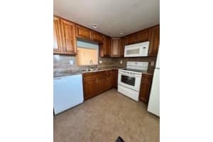 421 Ne 14th Ave 401 Hallandale Beach, FL 33009 - MLS#A11989175