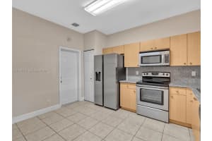 4126 Forest Dr Weston, FL 33332 - MLS#A11989181