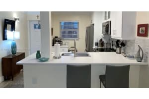 633 Ne 2nd Ave 5 Fort Lauderdale, FL 33304 - MLS#A11989190