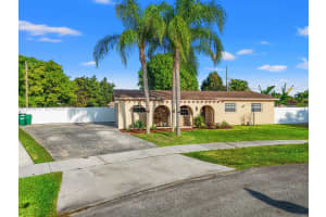 3605 Sw 122nd Pl Miami, FL 33175 - MLS#A11989213