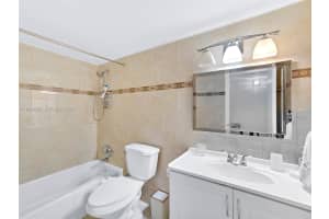 3140 S Ocean Dr 612 Hallandale Beach, FL 33009 - MLS#A11989260