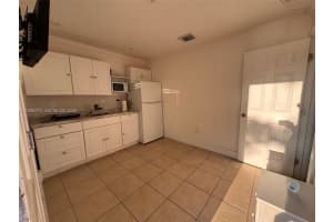 842 SW 89th Ave b, Miami, FL 33174, - MLS#A11989272