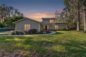 8435 Nw 6th Ave Gainesville, FL 32607 - MLS#A11989293