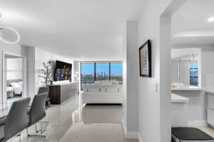 3731 Country Club Dr , Aventura, FL 33180 - MLS#A11989312