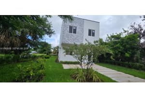 141 Nw 11th St, Pompano Beach 141 Nw 11th St, Pompano Beach