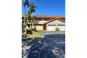 9102 Sw 113th Place Cir E Miami, FL 33176 - MLS#A11989336