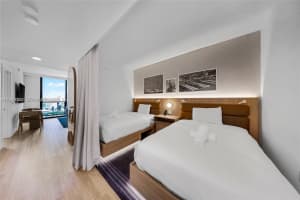 159 Ne 6 St 1617 Miami, FL 33132 - MLS#A11989350