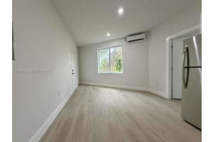 2425 Sw 6th St 10 Miami, FL 33135 - MLS#A11989376