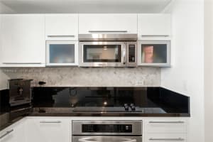 244 Biscayne Blvd 1703 Miami, FL 33132 - MLS#A11989405