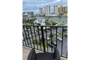 800 Parkview Dr APT 802, Hallandale Beach, FL 33009, - MLS#A11989426