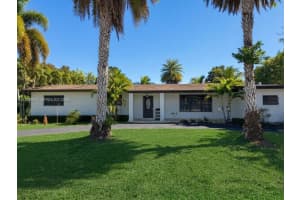 13451 Sw 74th Ave . Pinecrest, FL 33156 - MLS#A11989434