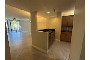 10401 W Broward Blvd 301 Plantation, FL 33324 - MLS#A11989436