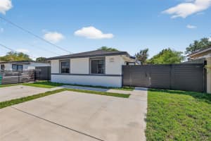 2490 44th St , Miami, FL 33142 - MLS#A11989487