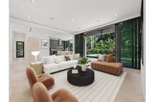 5975 62nd St , South Miami, FL 33143 - MLS#A11989504