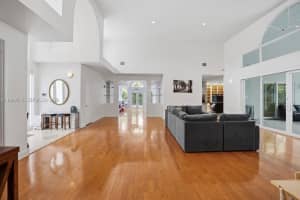 8179 Lakeview Dr West Palm Beach, FL 33412 - MLS#A11989515