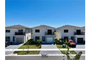 1374 1st St , Florida City, FL 33034 - MLS#A11989537