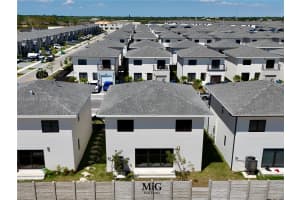 1374 1st St , Florida City, FL 33034 - MLS#A11989537