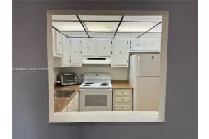 253 S Cypress Rd 214 Pompano Beach, FL 33060 - MLS#A11989598