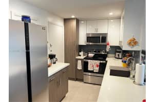 9159 SW 77th Ave APT 311, Miami, FL 33156, - MLS#A11989606