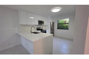 10161 W Sunrise Blvd 101 Plantation, FL 33322 - MLS#A11989609