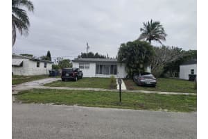 569 Tallulah Rd Palm Beach, FL 33462 - MLS#A11989638