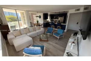 1351 Ne Miami Gardens Dr 325e Miami, FL 33179 - MLS#A11989660