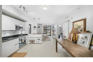 1010 Brickell Ave 2008 Miami, FL 33131 - MLS#A11989663