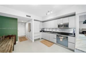 1010 Brickell Ave 2008 Miami, FL 33131 - MLS#A11989663