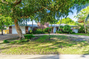 221 Knollwood Dr Key Biscayne, FL 33149 - MLS#A11989667