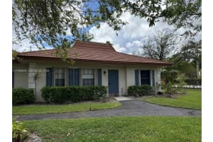 2381 Sw 70th Ave 49 Davie, FL 33317 - MLS#A11989695