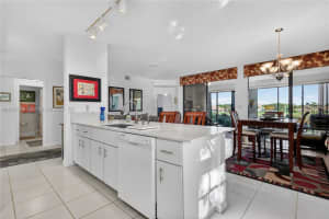 8033 Aberdeen Dr , Boynton Beach, FL 33472 - MLS#A11989699
