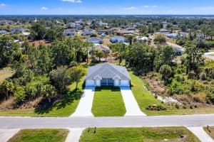 2421/2423 Milton Ave S Lehigh Acres, FL 33973 - MLS#A11989704