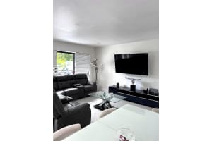 1161 Nw 15th St Fort Lauderdale, FL 33311 - MLS#A11989706