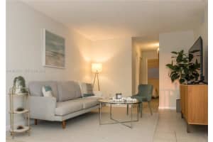 6675 W 4th Ave 203, Hialeah 6675 W 4th Ave 203, Hialeah