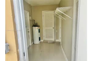 4015 W Park Rd Hollywood, FL 33021 - MLS#A11989772