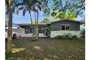 6721 Garfield St , Hollywood, FL 33024 - MLS#A11989778