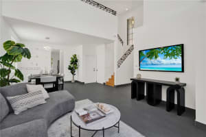 1251 Hayes St Hollywood, FL 33019 - MLS#A11989783