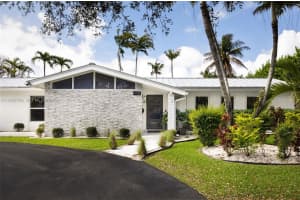 17520 89th Ave , Palmetto Bay, FL 33157 Sold 06/12/26