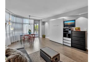 3375 N Country Club Dr APT 208, Aventura, FL 33180, - MLS#A11989800