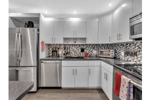 3375 N Country Club Dr APT 208, Aventura, FL 33180, - MLS#A11989800