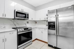 102 Riverwalk Cir , Sunrise, FL 33326 - MLS#A11989808