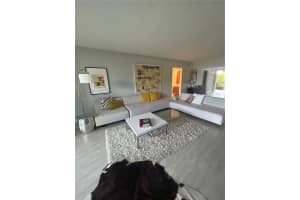 4017 N Cypress Dr 102 Pompano Beach, FL 33069 - MLS#A11989827