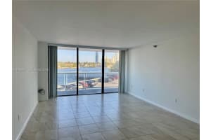 20515 E Country Club Dr APT 246, Aventura, FL 33180, - MLS#A11989837